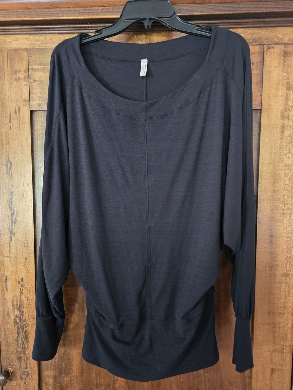 FP Movement by Free People Black Long Sleeve Scoop Neck Yoga Top